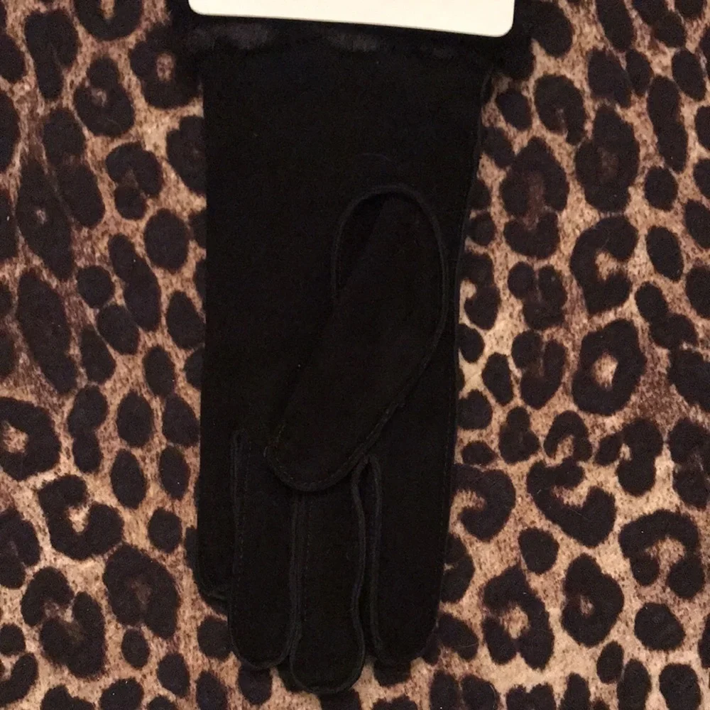 Brand New Koolaburra by UGG Water Resistant Black Suede Gloves